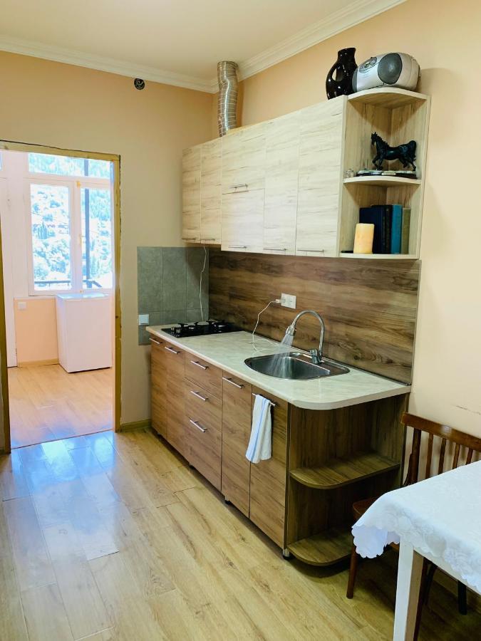 Ferienwohnung Ano'A Bordschomi Exterior foto