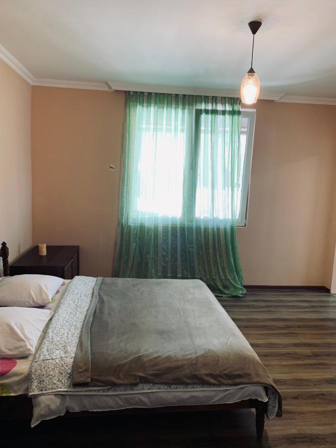 Ferienwohnung Ano'A Bordschomi Exterior foto