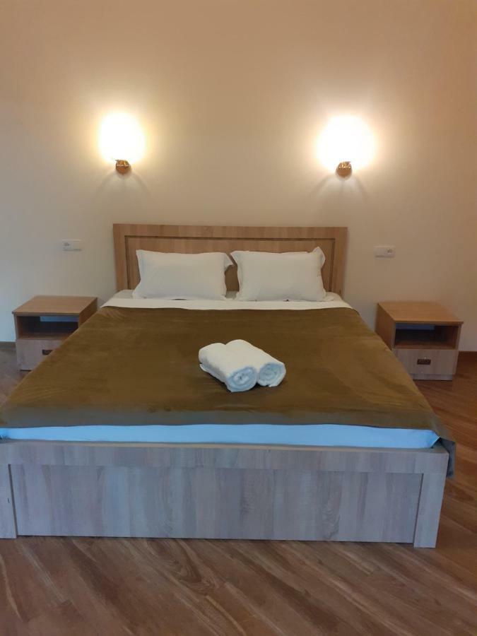 Ferienwohnung Ano'A Bordschomi Exterior foto